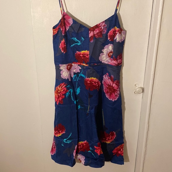 Banana Republic blue dress with large florals - Picture 1 of 3